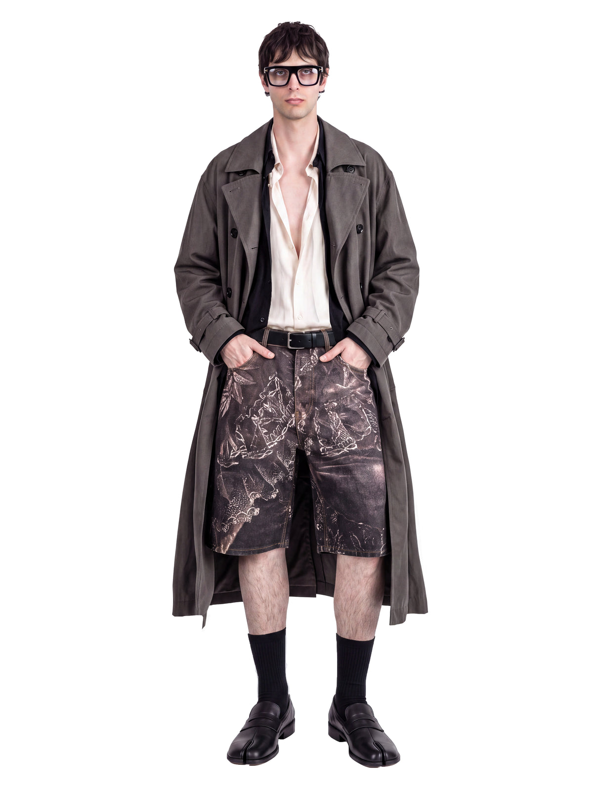 THE "NYMPHENBURG LACE" DENIM SHORT