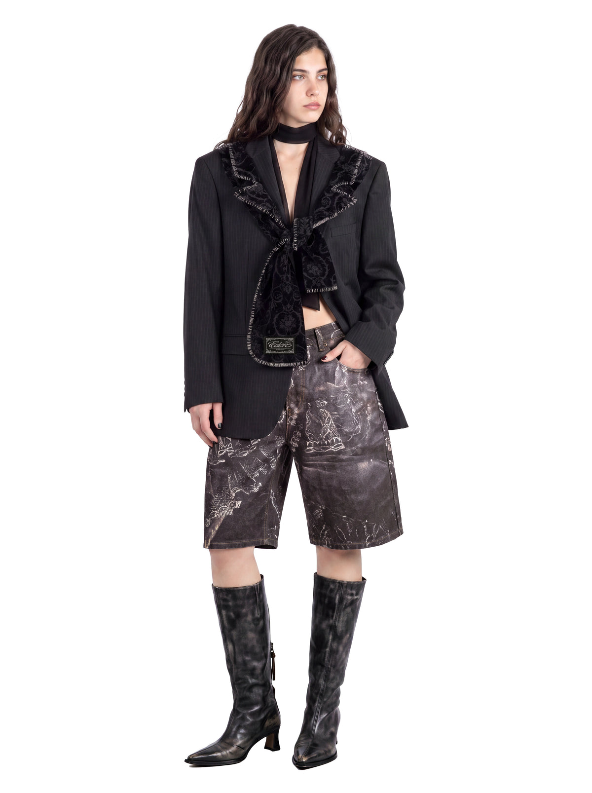 THE "NYMPHENBURG LACE" DENIM SHORT